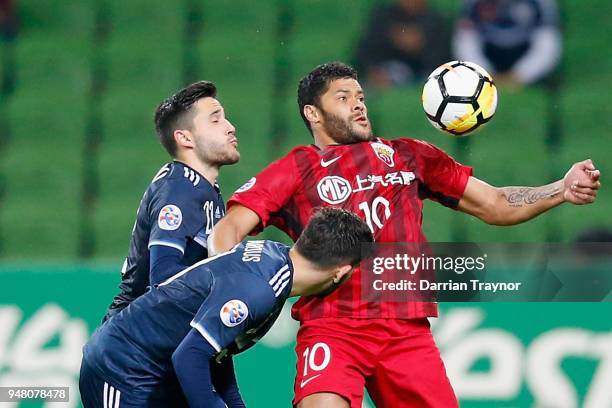 Hulk of Shanghai takes on the defence during the AFC Champions League match between Melbourne Victory and Shanghai SIPG at AAMI Park on April 18,...