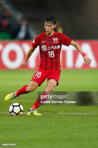 Zhang Yi of Shanghai kicks the ball during the AFC Champions League match between Melbourne Victory and Shanghai SIPG at AAMI Park on April 18, 2018...