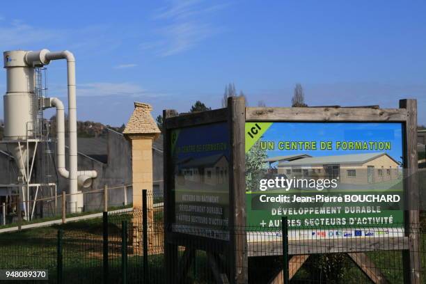 Plateforme de formation interprofessionnelle de Sarlat dédiée aux métiers du bâtiment et du développement durable, Dordogne, Périgord, Aquitaine, 6...