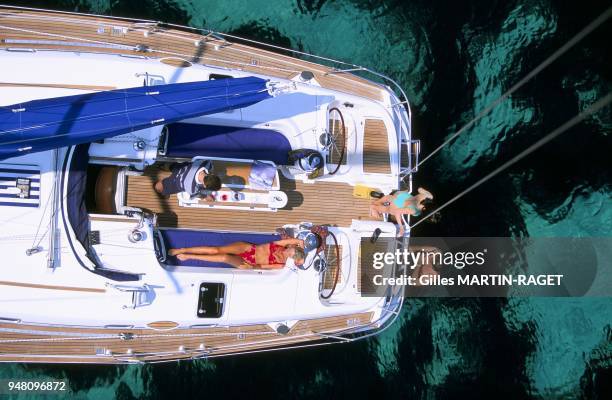 Bateau, Voilier En Mer Mediterranee.