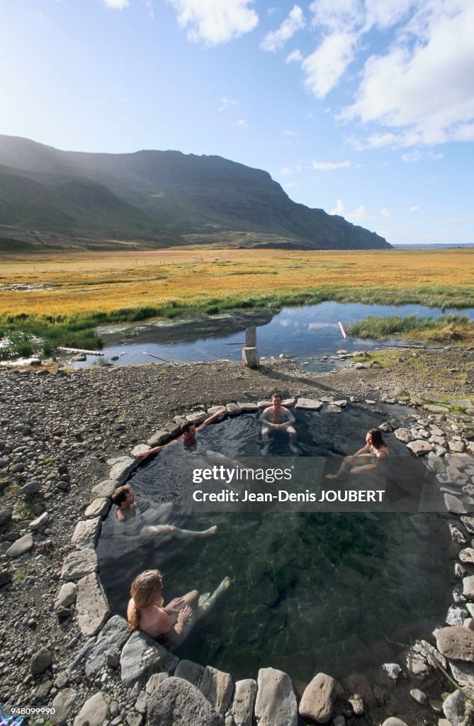 SOURCES CHAUDES A GRETTISLAUG, ISLANDE
