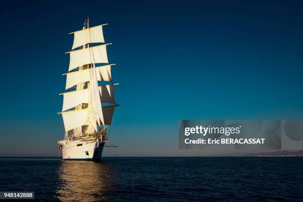 Croisiere en mer Méditerranée à bord du Starflyer, un quatre mats à voiles le 11 octobre 2013, mer Méditerranée.