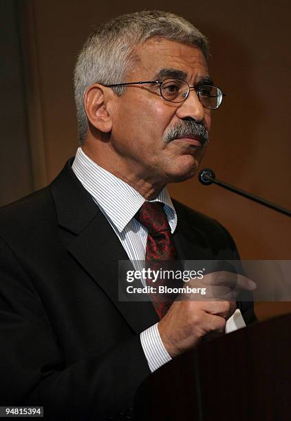 Acting General Secretary Adnan Shihab-Eldin speaks at the Sixth International Oil Summit in Paris, France, Thursday, April 21, 2005. The Organization...