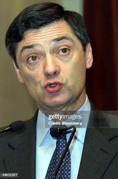 French Industry Minister Patrick Devedjian speaks at the Sixth International Oil Summit in Paris, France, Thursday, April 21, 2005.