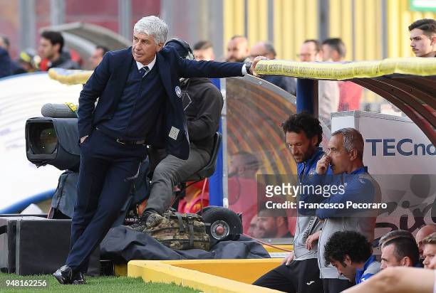 Coach of Atalanta BC Gian Piero Gasperini gestures during the serie A match between Benevento Calcio and Atalanta BC at Stadio Ciro Vigorito on April...