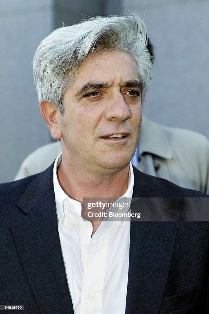 NYSE specialist, Joseph Bongiorno, of Van der Moolen Special