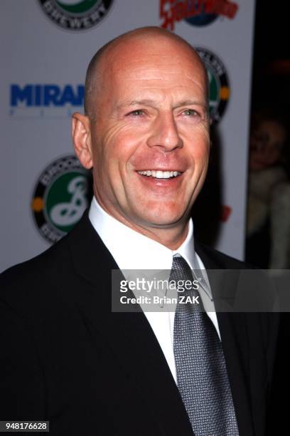 Bruce Willis arrives to the New York Premiere of "Hostage" held at the Ziegfield Theater, New York City ZAK BRIAN.