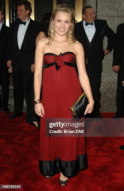 Kristin Bell arrives to the 60th Annual Tony Awards held at Radio City Music Hall, New York City. BRIAN ZAK.