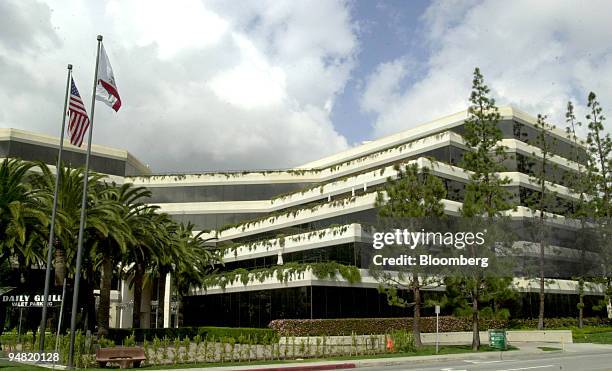 This is the exterior of the Unocal headquarters, in El Segundo, Calif., Thursday, March 3, 2005. Shares of Unocal Corp., the eighth-largest U.S. Oil...