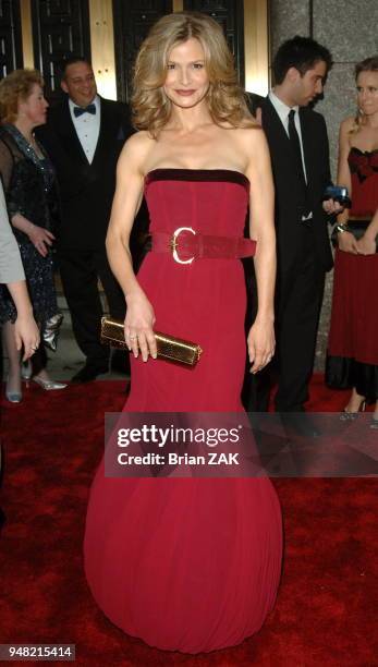 Kyra Sedgwick arrives to the 60th Annual Tony Awards held at Radio City Music Hall, New York City. BRIAN ZAK.