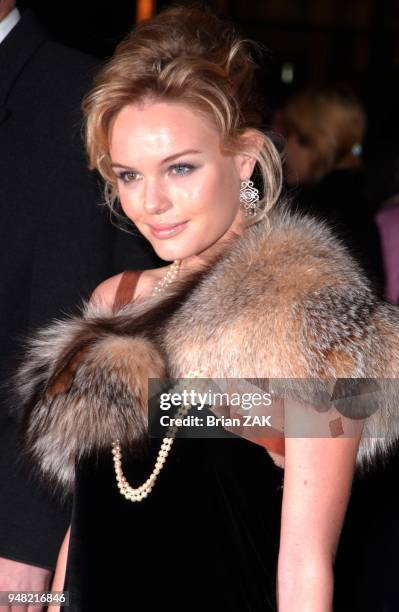 Kate Bosworth arrives to the New York premiere of "Beyond The Sea" held at The Ziegfeld Theater, New York City.