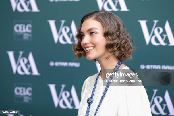 Arizona Muse attends the Fashioned From Nature VIP preview at The V&A on April 18, 2018 in London, England.