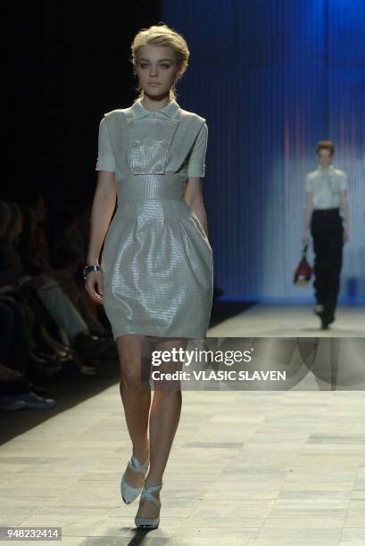 Model walks the runway at the Zac Posen Fall 2006 fashion show during Olympus Fashion Week, held at Bryant Park in New York, NY, on Thursday February...