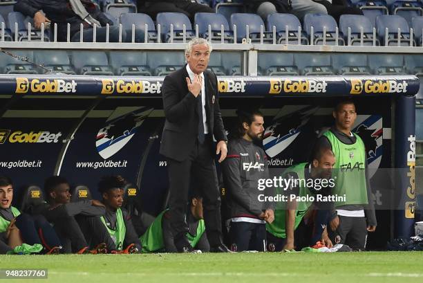 Roberto Donadoni head coach of Bologna gesture during the serie A match between UC Sampdoria and Bologna FC at Stadio Luigi Ferraris on April 18,...