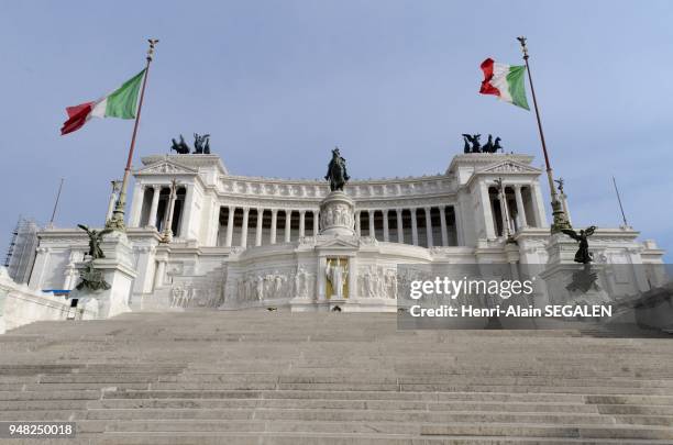 Srolling throught Rome : staircase of Vittoriano : monument to Victor Emmanuel II.