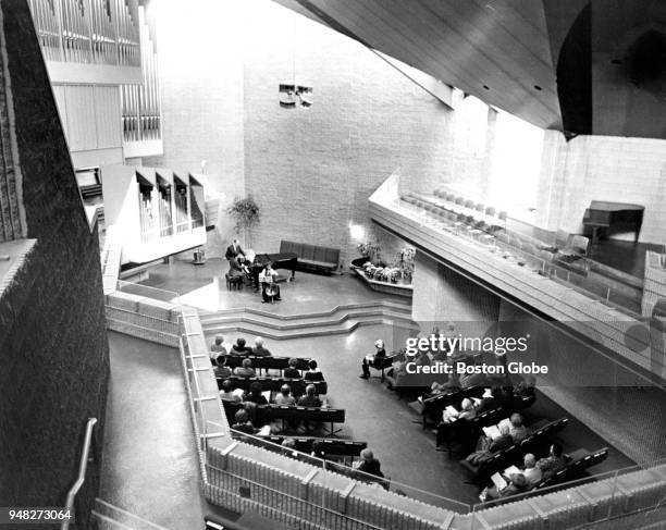 The Crescendo Music Club rehearses at the First Church on Marlborough Street in Boston on Jan. 27, 1981.