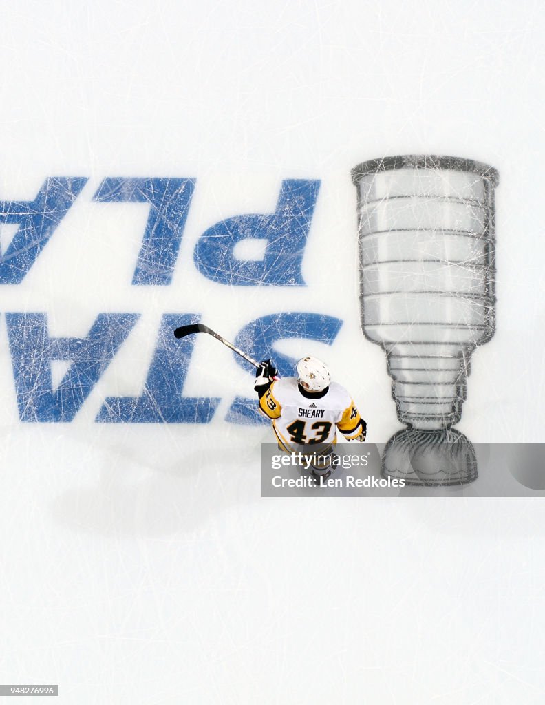 Pittsburgh Penguins v Philadelphia Flyers - Game Three