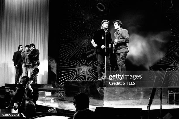 Candidat lors du concours de l'Eurovision en 1968, à Londres, Grande-Bretagne.