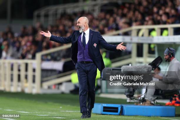 Stefano Pioli manager of AFC Fiorentina gestures during the serie A match between ACF Fiorentina and SS Lazio at Stadio Artemio Franchi on April 18,...