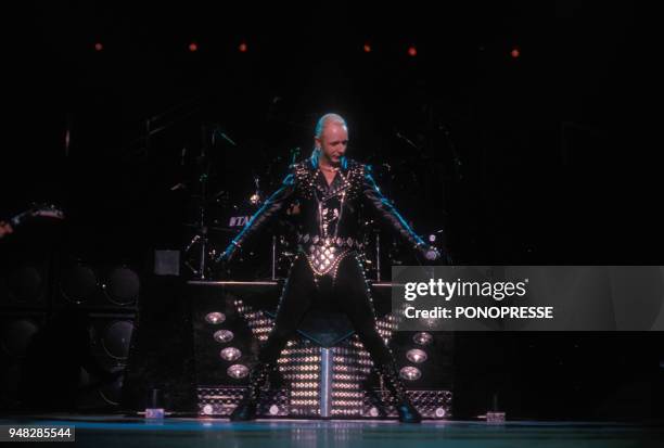 Le groupe rock Judas Priest lors d'un concert en septembre 1988 au Canada.