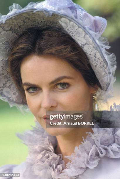 Cyrielle Clair sur le tournage du TV-film 'Mon dernier rêve sera pour vous' de Robert Mazoyer en octobre 1988, France.