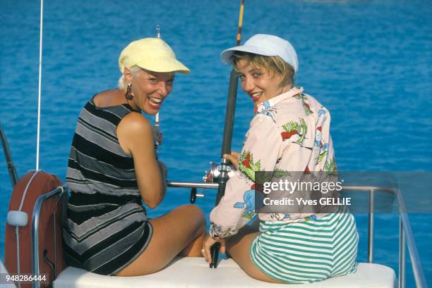 Bernadette Lafont et Pauline Lafont en avril 1988, Bahamas.