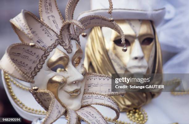 Masques du carnaval de Venise, en février 2002, Italie.