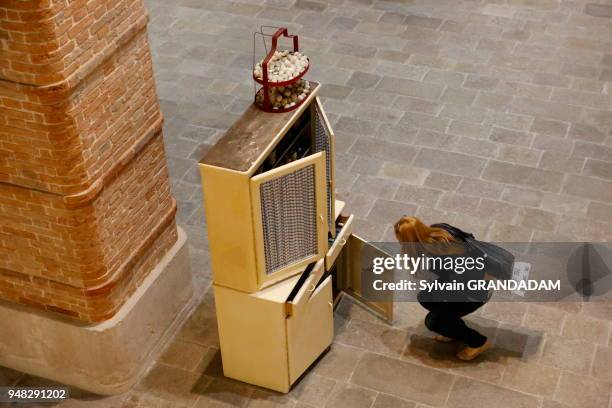 Punta della Dogana Francois Pinault, exposition "slip of the tongue" d'art contemporain pendant la biennale 2015, Venise.