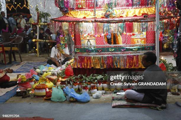 Nepal, City of Kathmandu, the Pashupati hinduist temple during the annual march 10th Maha Shivaratri festival at night //Nepal, ville de Kathmandou,...