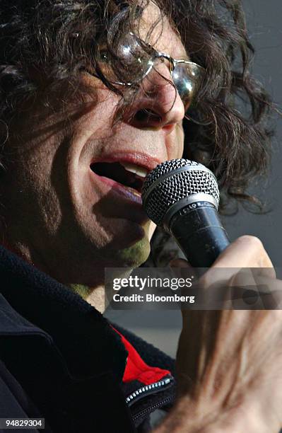 Radio host Howard Stern speaks to supporters following his final broadcast on Viacom Inc.'s CBS Radio network Friday, December 16, 2005 in New York....