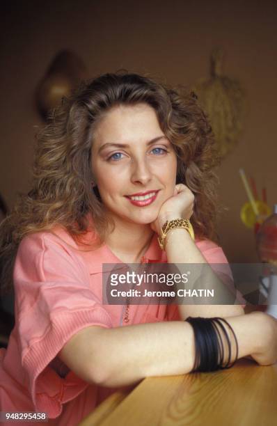 La chanteuse Christine Minier va représenter la France à l'Eurovision en avril 1987, France.