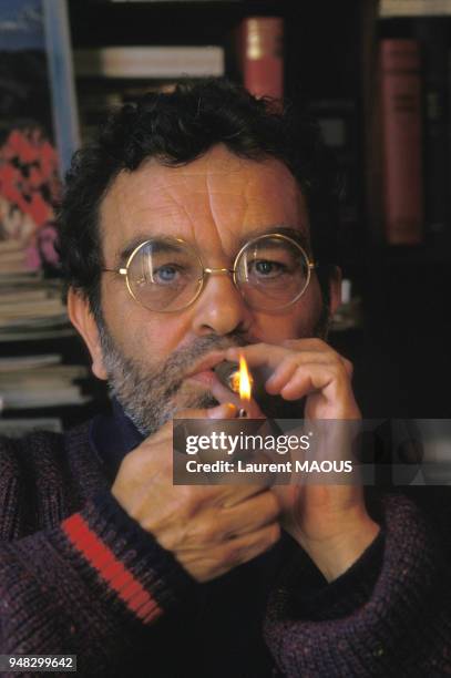 Close up Fernando Arrabal, romancier et cinéaste, le 4 septembre 1986 en France.
