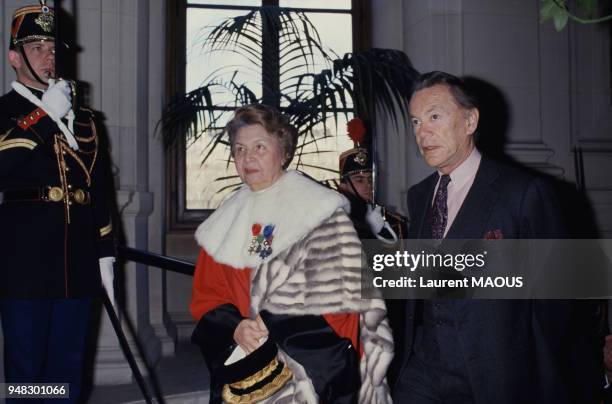 Simone Rozès et Albin Chalandon, ministre de la Justice, lors de l'audience solennelle de rentrée des cours d'appel et de Cassation le 6 janvier 1988...