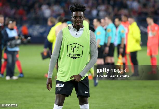 Timothy Weah of PSG celebrates the victory following the French Cup semi-final between Stade Malherbe de Caen and Paris Saint Germain at Stade Michel...