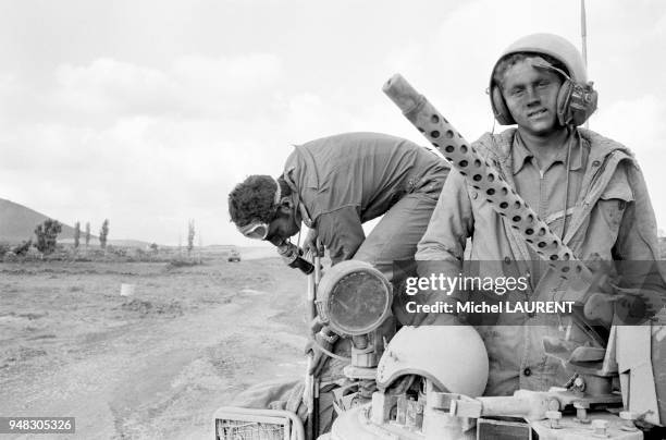 Soldats israéliens sur le front du Golan lors de la guerre du Kippour en octobre 1973, Israël.