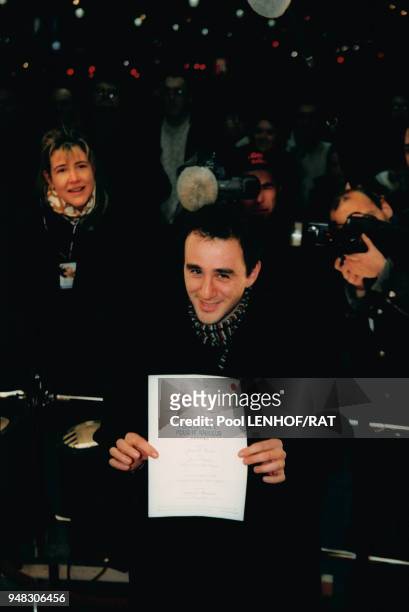 Élie Semoun à l'avant-première du film 'Pour le meilleur et pour le pire' de James L. Brooks le 3 février 1998 à Paris, France.