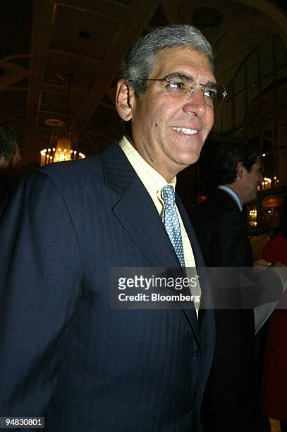 Steven Florio, vice chairman of Advance Magazine Group Inc., arrives at the 2004 National Magazine Awards in New York on Wednesday, May 5, 2004....