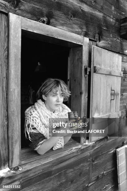 Actrice suisse Anne Bennent le 10 janvier 1980, dans la maison de vacances de sa famille à Valais en Suisse.