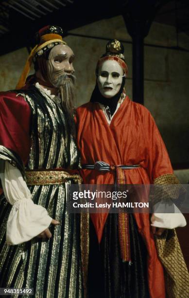 Les acteurs Philippe Hottier et Lucia Bensasson dans 'Richard II' de William Shakespeare par la compagnie du Théâtre du Soleil d'Ariane Mnouchkine en...