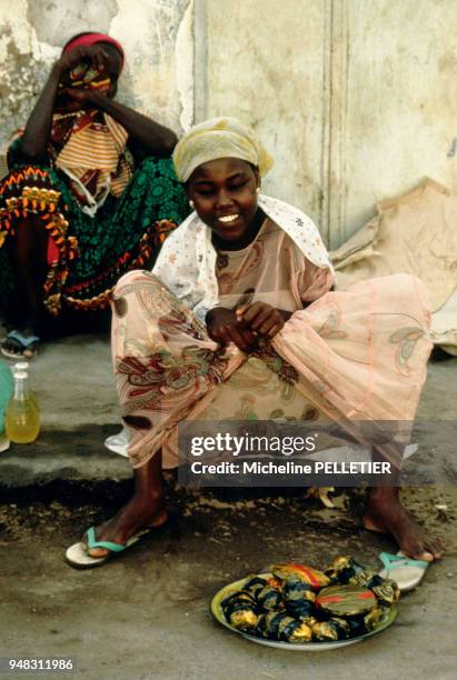 Jeune fille en novembre 1980 à Djibouti.