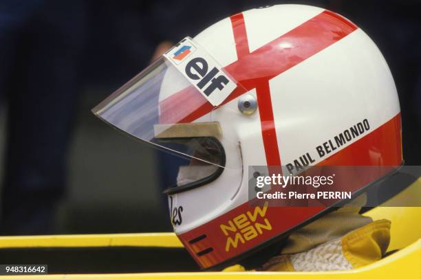 Le pilote Paul Belmondo au Grand prix automobile le 11 juin 1984 à Pau, France.