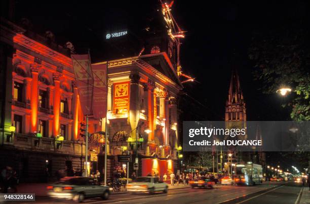 Façade de l'hôtel de ville de Melbourne, en 2000, Australie.