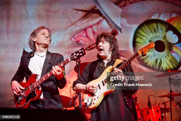 Bob Nouveau and Ritchie Blackmore of the British band Ritchie Blackmore's Rainbow performs live on stage during a concert at the Velodrom on April...