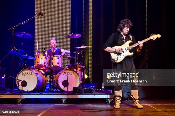 David Keith and Ritchie Blackmore of the British band Ritchie Blackmore's Rainbow performs live on stage during a concert at the Velodrom on April...