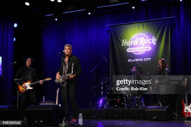 Marc Ribler 33 Mark Ribler Photos & High Res Pictures - Getty Images