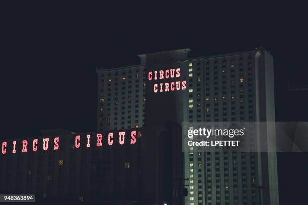 las vegas strip - circus circus - circus circus hotel casino stock pictures, royalty-free photos & images