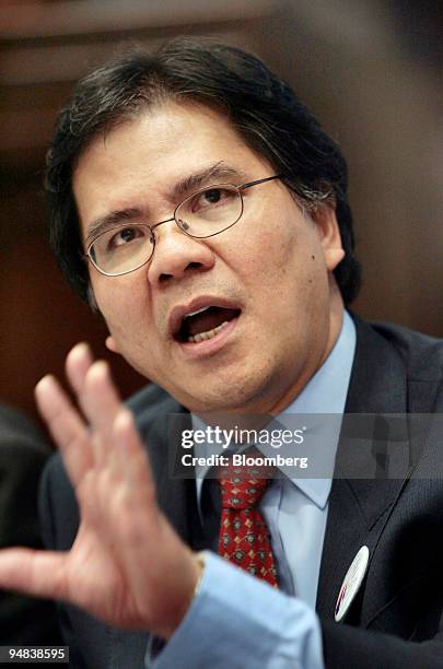 Malaysian Airline System Bhd. Managing Director Idris Jala speaks at a briefing in Kelana Jaya, Malaysia Monday, February 27, 2006. MAS, which posted...