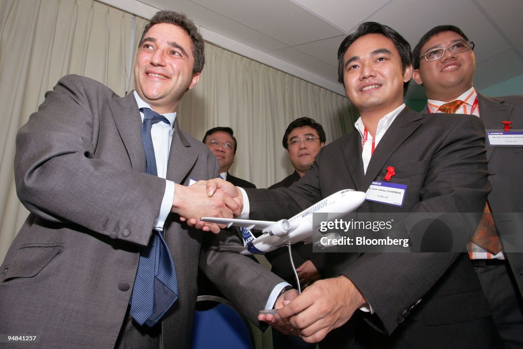 Adam Air Chief Executive Officer Adam Adhitya Suherman, seco