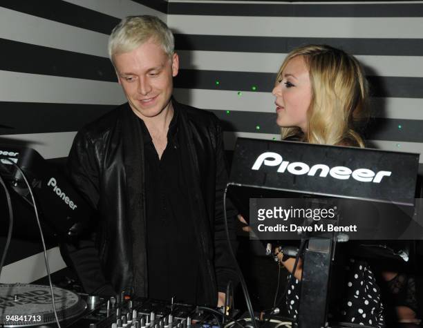Mr Hudson and Fearn Cotton attend Erin Wasson's Maybelline Calandar launch party at 'Bungalow 8 in St Martins Lane Covent Garden on December 18, 2009...