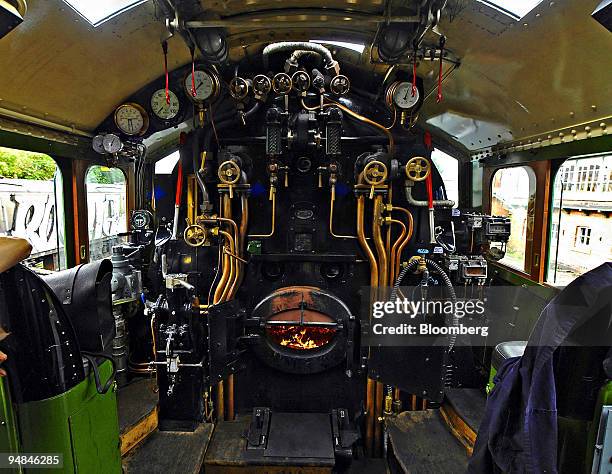 Train Radiator Cabs 582 Locomotive Cab Stock Photos, High-Res Pictures, and Images - Getty ...